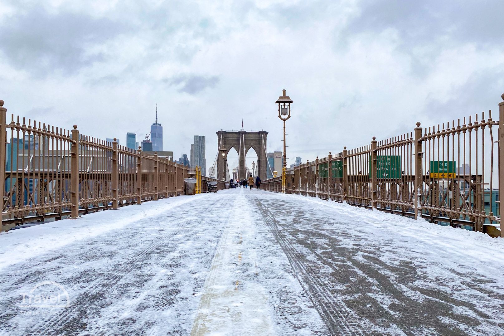 Brooklyn Bridge nevado
