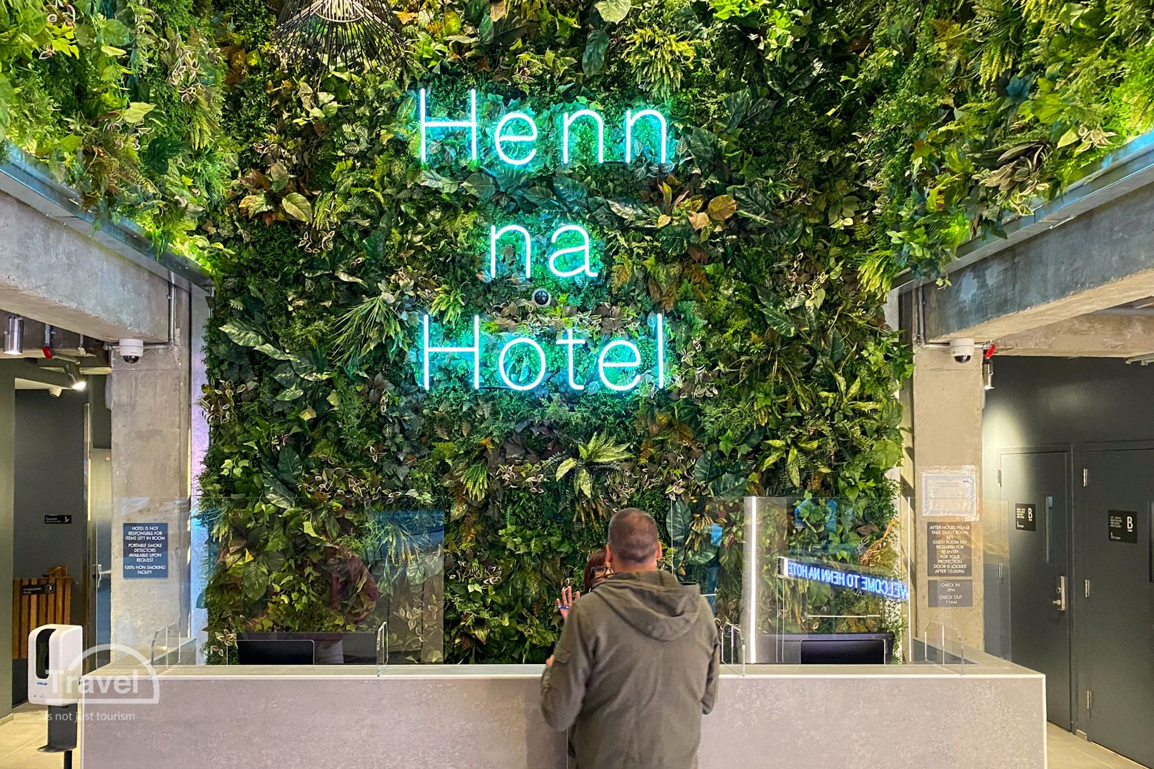 Henn na Hotel