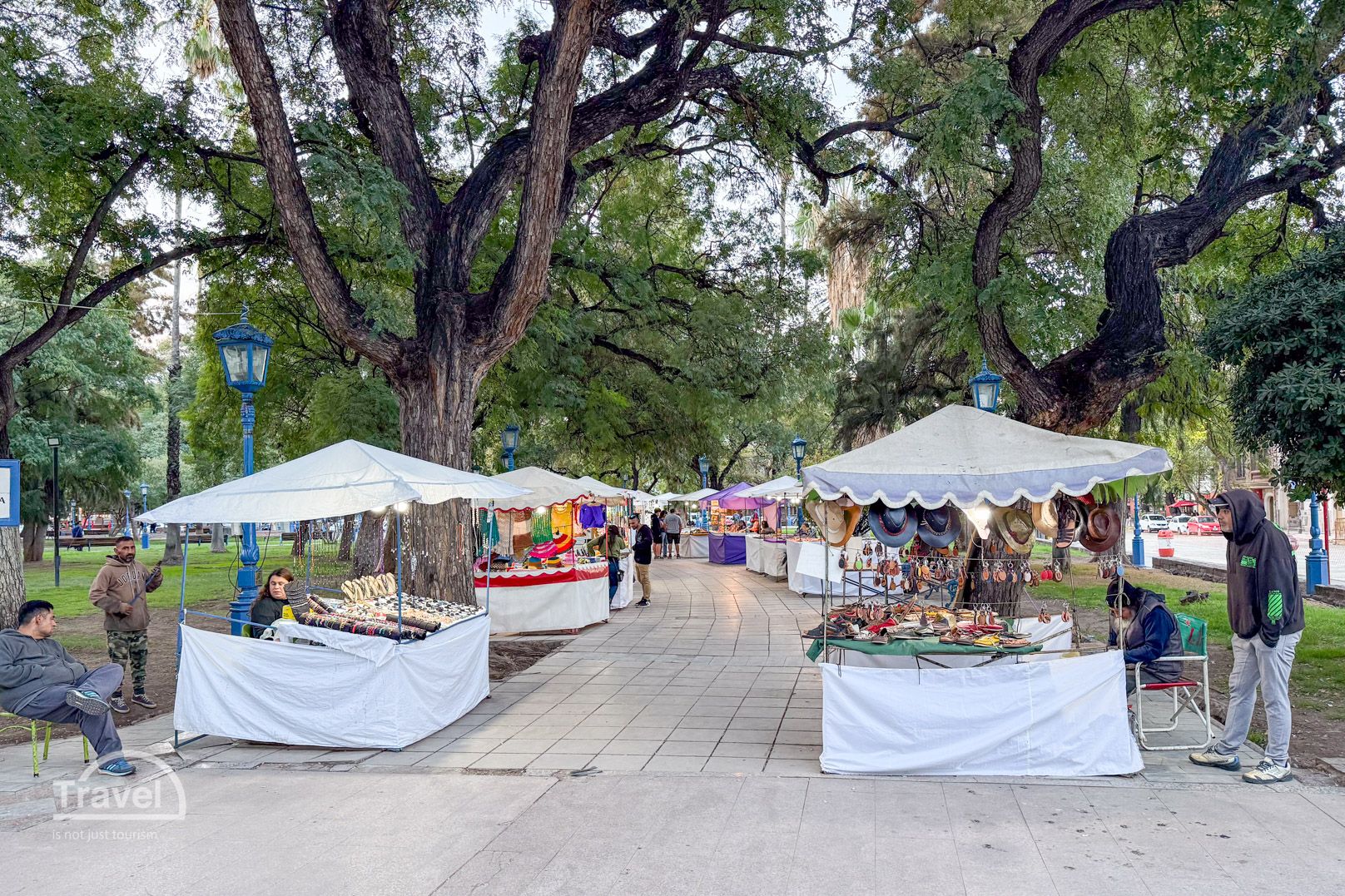 Mercado Plaza Independencia Mendoza